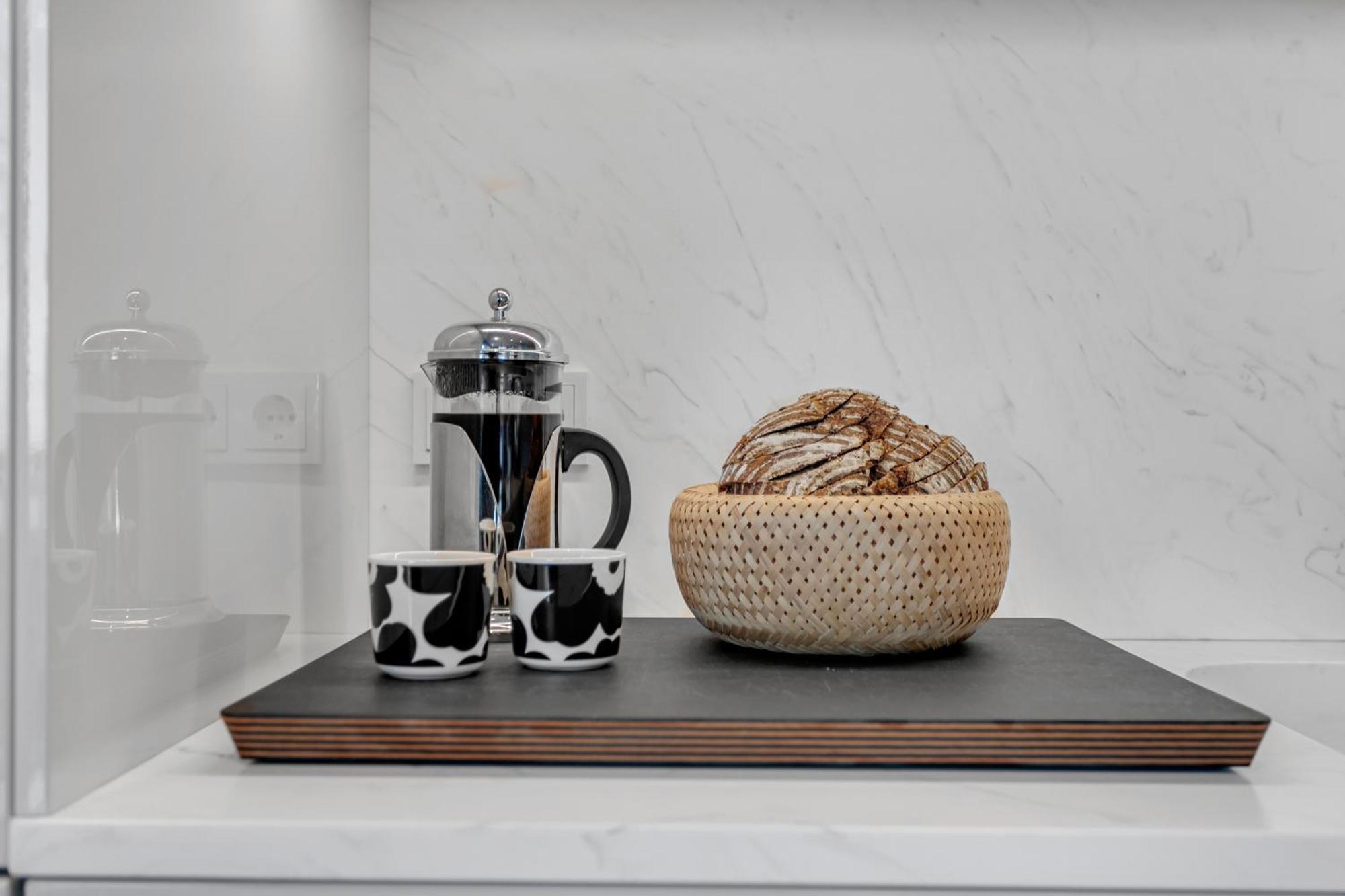 Sunny Central Reykjavik Apartment - Harbour View Екстер'єр фото