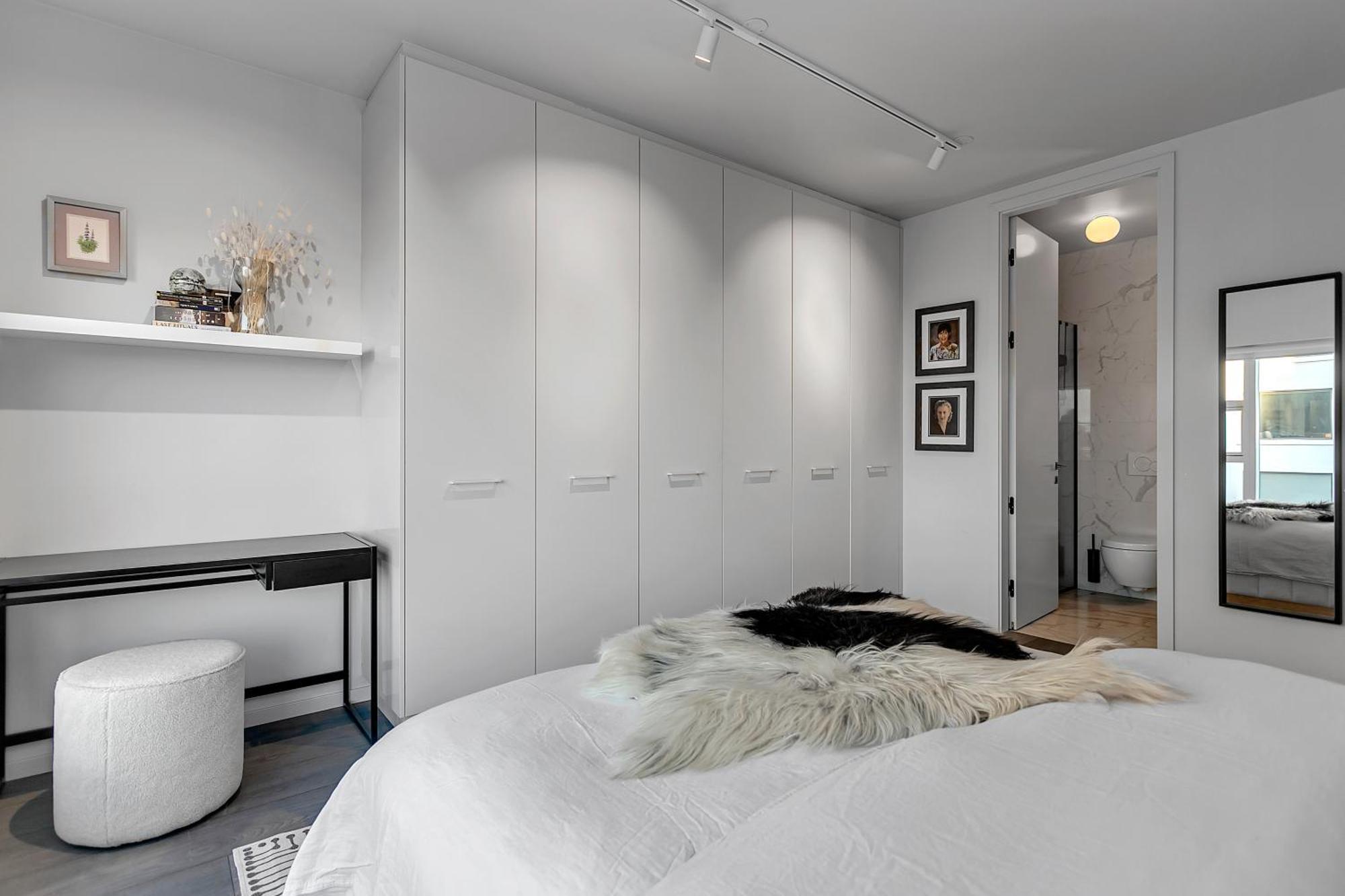 Sunny Central Reykjavik Apartment - Harbour View Екстер'єр фото